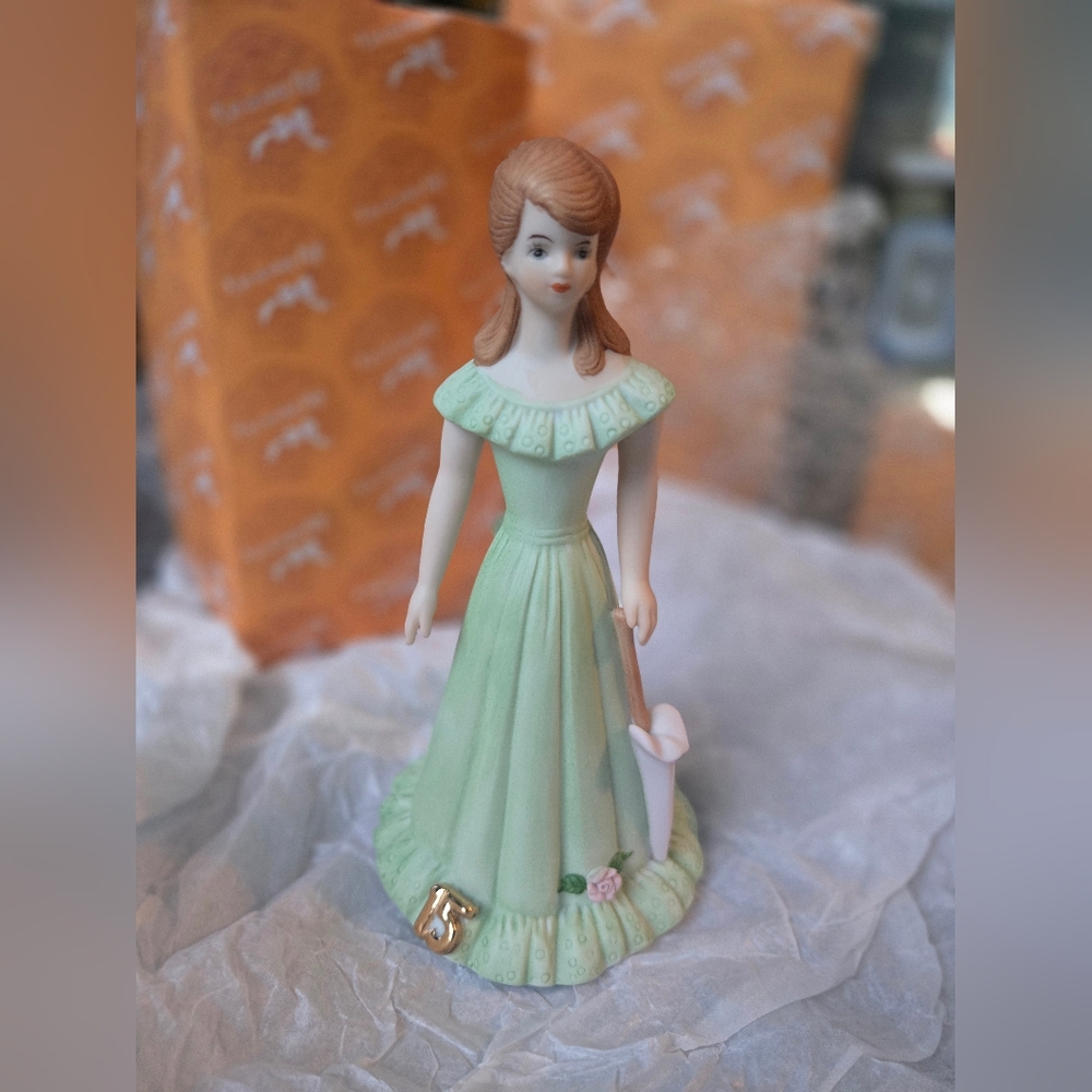 ⭐️Enesco 1983 Growing Up Birthday Girls - Age 15⭐️